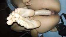 Danaemorbo se folla con su dildo